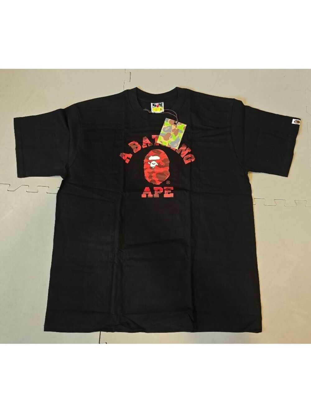 A Bathing Ape BAPE Black Red Camouflage Graphic T-Shirt Size X-Large Mens